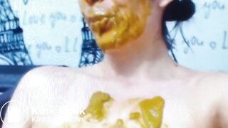 Freak scat lady