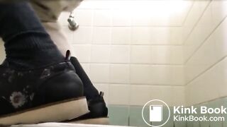 Men's Squat Toilet