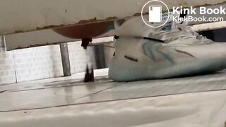 Men's Squat Toilet