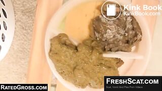 Sexy Babe Shits In Brownie Mix And Makes Scat Brow