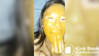 dirty teen scat girl eating shit in the toilet