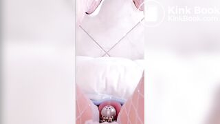 Sissy Slut poop for her lunch