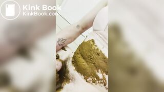 Shit loving sissy bitch ???? Snapchat nhsdanks - Gay Scat