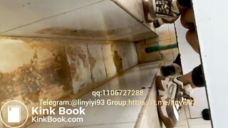 Beautiful girls pee and shit 28