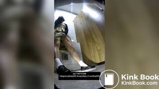 Beautiful girls pee and shit 32