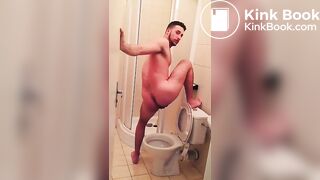 Master Christian Pooping