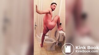 Master Christian Pooping