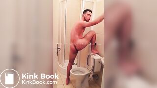 Master Christian Pooping