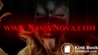 Fetish Fenix Maid to serve