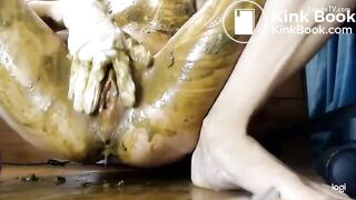 Teen Scat slut