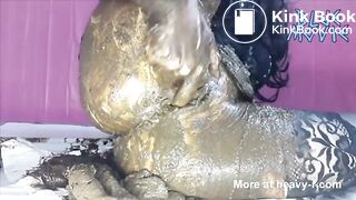 Scat Slag Pushes Shit Out  of  Her Asshole and Cun