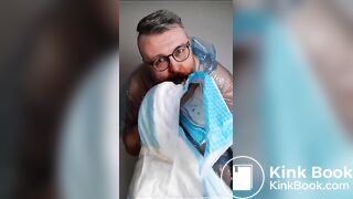 Baby Bear has some shitty diapers