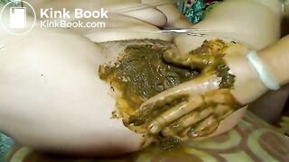 Lesbians scat playing