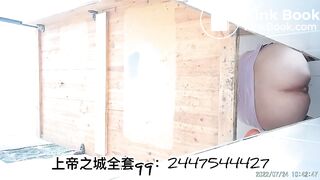 The girl excreted a lot in the toilet 002