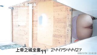 The girl excreted a lot in the toilet 002