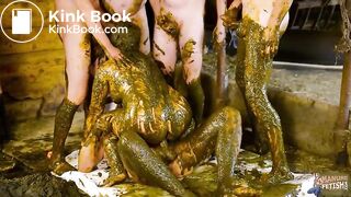 Snow white and the seven dung dwarfs - Betty