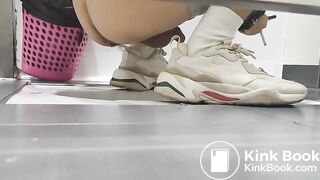 Men's Squat Toilet