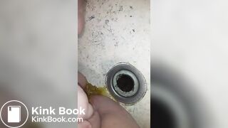 fat slut tries rubbing scat in pussy