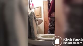 Teen Girlfriend Records Poop for Boyfriend