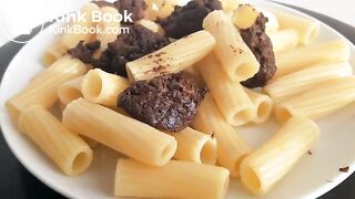 Special pasta with shit