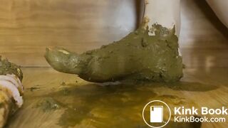 I poop on a new toy with a tongue creampie atm and