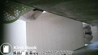 The girl excreted a lot in the toilet 002