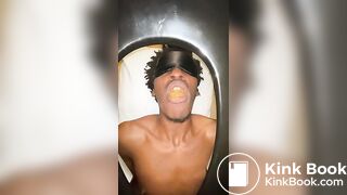 Verbal bear feeds hungry twink