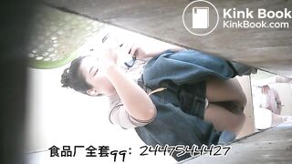 The girl excreted a lot in the toilet 002