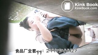 The girl excreted a lot in the toilet 002