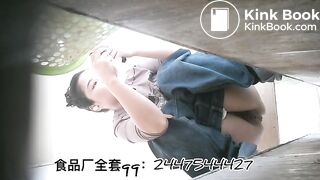 The girl excreted a lot in the toilet 002