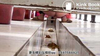 CUTE CHINESE GIRL POOPPIN WITH SMELLY FART