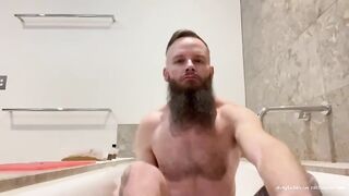 hot bearded dude shits and smears himself in the b