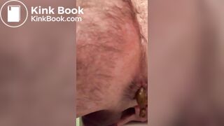 Shitting above the toilet and cumming