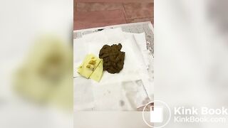 Russian Bodybuilder Shitting