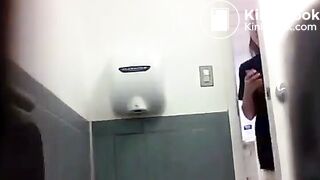 Sexy Milfs looking good