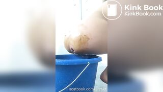 Famous webcam scat