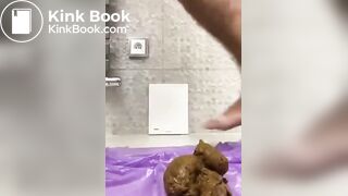 Jakub Shitting