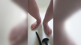 fat guy shits in the bath