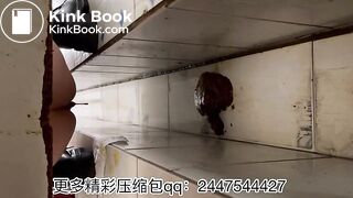 The girl excreted a lot in the toilet 003