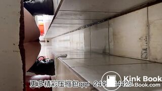 The girl excreted a lot in the toilet 003