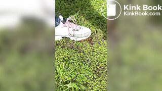 Crappy walk in Women’s Sneakers