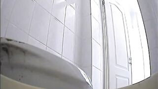 Peeing Spy WC, Milfs de culo gordo meando