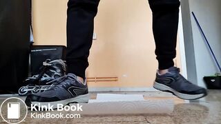 Skater shitting on the floor after long day - Gay Scat Group