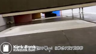 Women poop in dirty toilets 11
