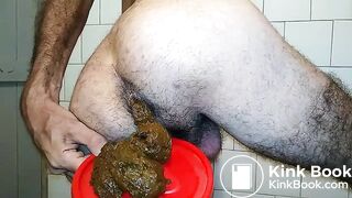A massive creamy load of poo from my ass