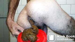 A massive creamy load of poo from my ass