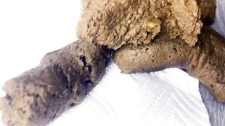 Big Ass Trans Babe Shits