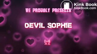 DS Blonde girl scat in shower