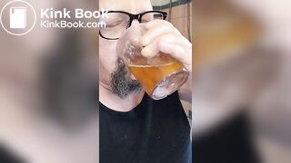Drinking my piss and tasting my ass yum