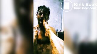 Ozzie Continues Licking Shit Off His Mate's Feet